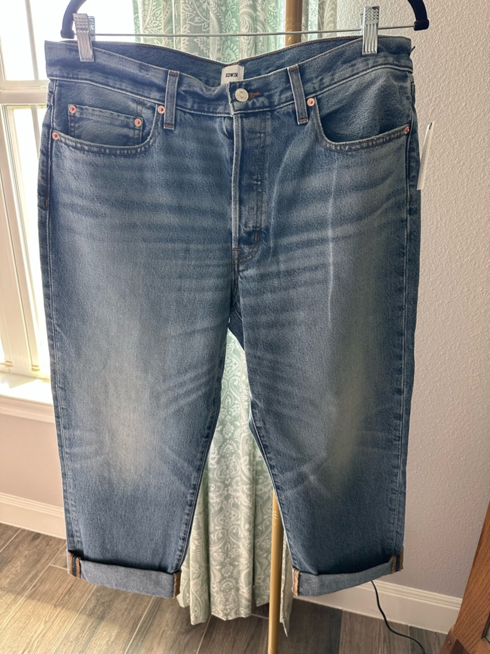 Edwin Women's Boyfriend Jeans in Medium Blue Wash